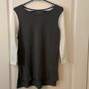Merona Small Three-Quart Sleeve Gray Top